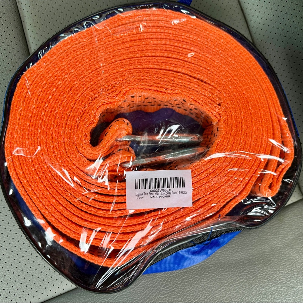 Car tow strap, heavy duty tow strap with hooks